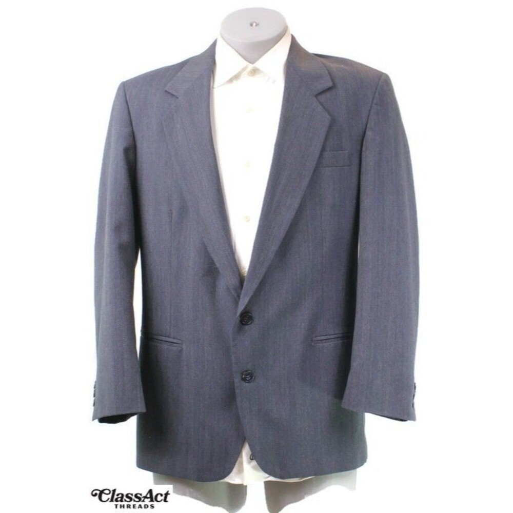 Haggar Gallery 2 Piece Suit Gray striped 2 Btn 40R Pleated Fronts 34" Waist - Picture 3 of 9